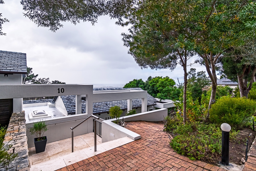 4 Bedroom Property for Sale in Steenberg Golf Estate Western Cape